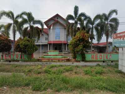 Rumah Sakit Sentral Medika